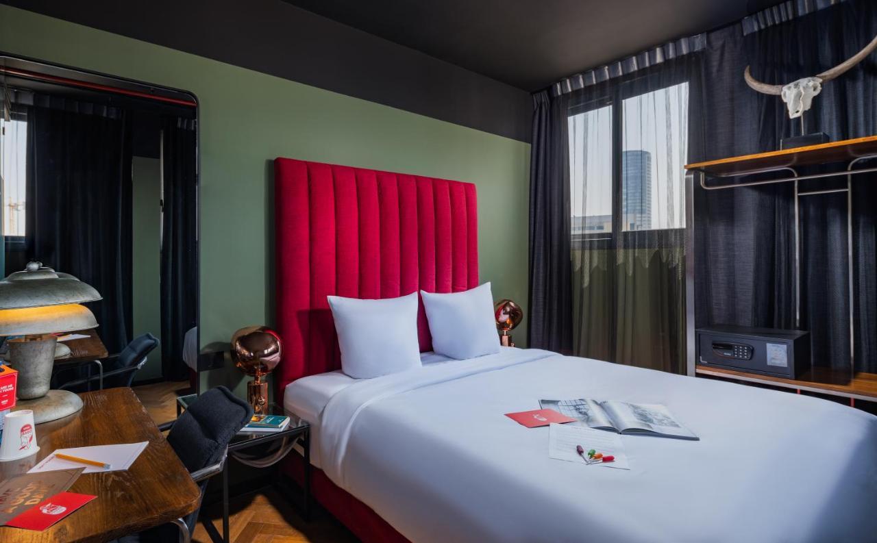 Dave Downtown, A Member Of Brown Hotels Tel Aviv Bagian luar foto